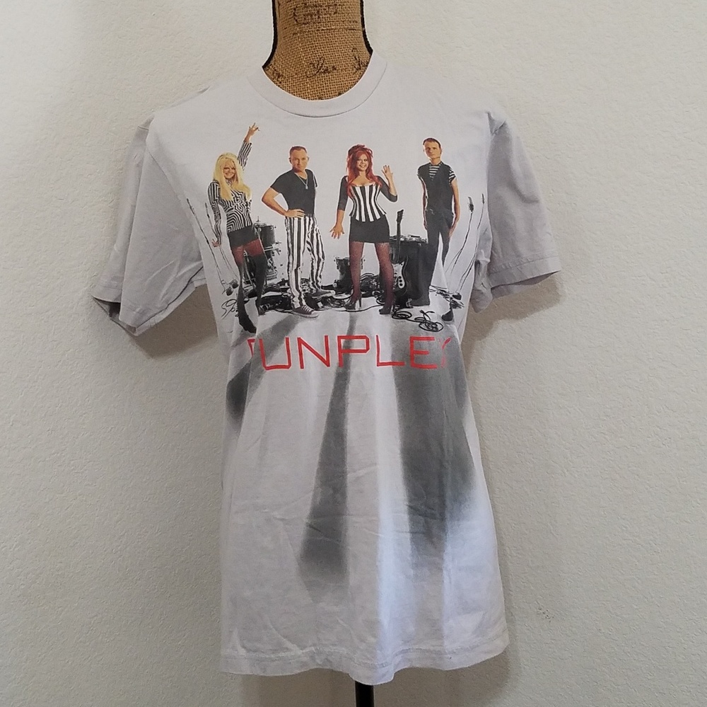 The B-52s Funplex Tour 2010 short sleeve concert tee band graphics crew neck Med